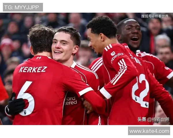 足总杯激战曼联与利物浦互交白卷全场气氛紧张引发球迷热议 足总杯激战曼联与利物浦互交白卷全场气氛紧张引发球迷热议