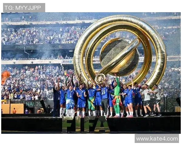 世界杯焦点战切尔西与巴黎圣日耳曼激战成平红牌争议引发全场热议 世界杯焦点战切尔西与巴黎圣日耳曼激战成平红牌争议引发全场热议